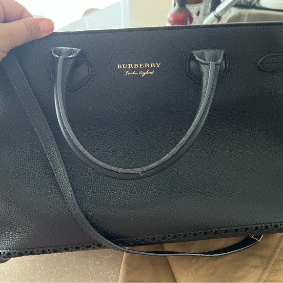 Burberry limited editionš - Picture 2 of 4